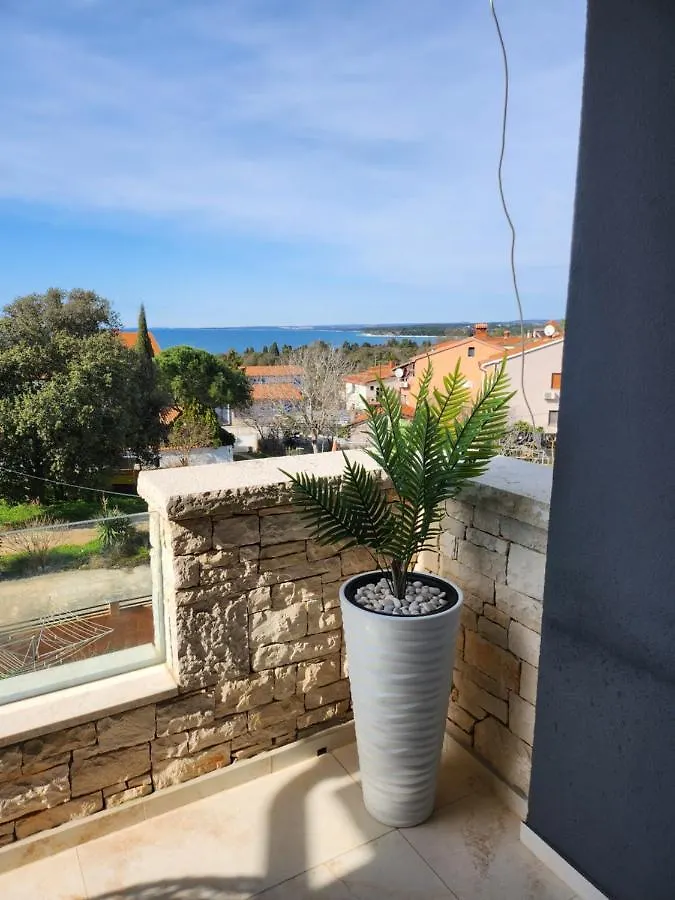 Teo Apartment Pula 0*,